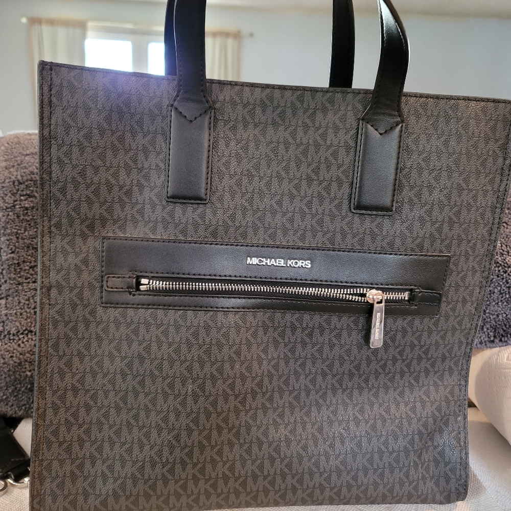Authentic Michael Kors Large Kenly NS Tote